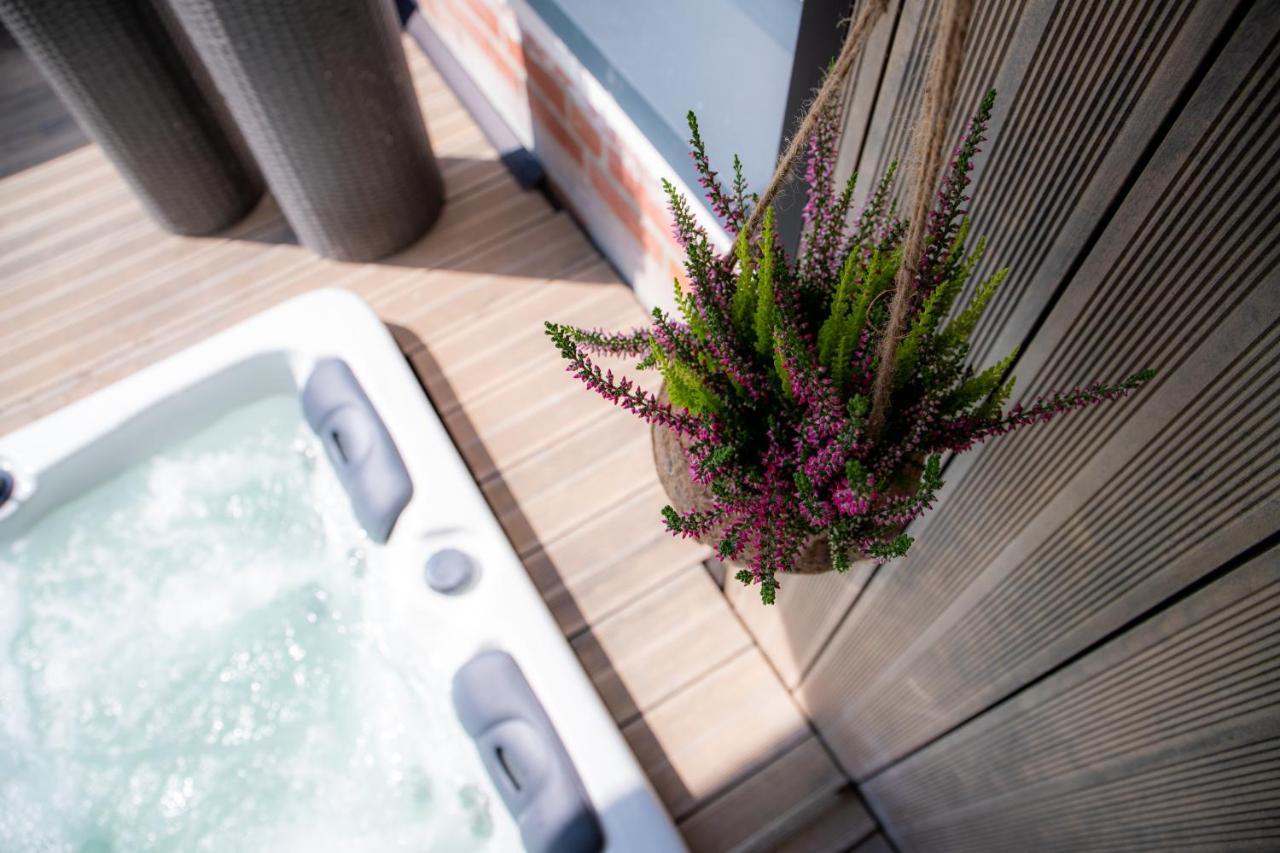 Unterschlupf Radeberg Mit Garten & Whirlpool Экстерьер фото